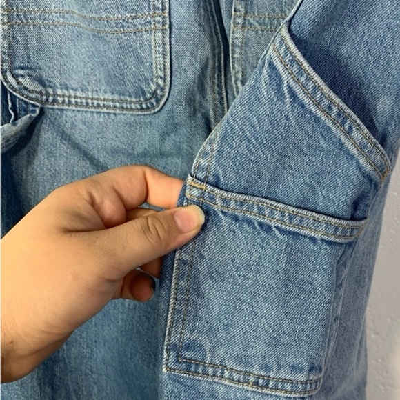 American Eagle Outfitters Highest Rise 90's Boyfriend carpenter jeans in 4 short - Picture 5 of 9